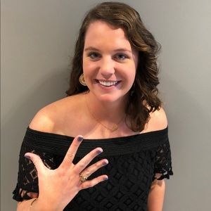 Meet your Posher, Holly